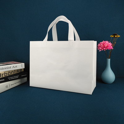 Ходя по магазинам сумки eco tote ткани дружелюбные упаковывая для не сплетенной одежды белого изготовленного на заказ логотипа одежды biodegradable умирают отрезок