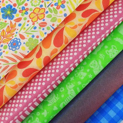 Полипропилен сырья сумок небольшой скатерти ткани крена Nonwoven Biodegradable